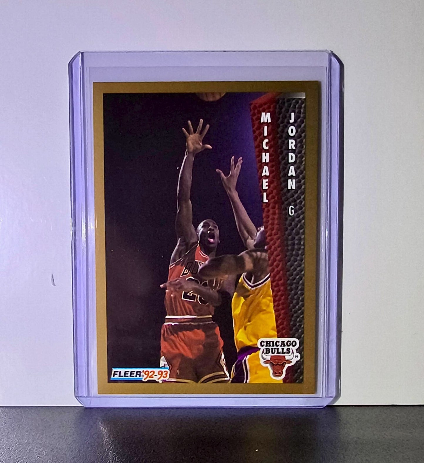 Michael Jordan 1992-93 Fleer #32 Basketball Card Chicago Bulls