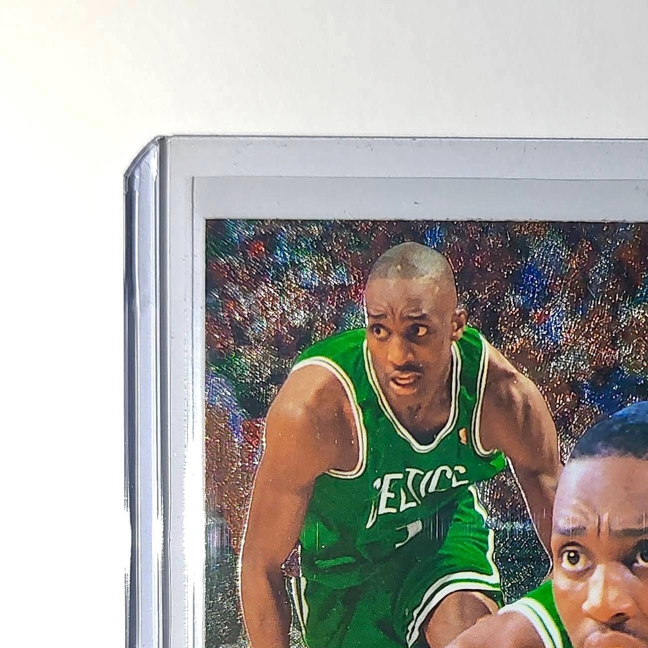 Dee Brown 1995-96 Flair NBA #5 Card Boston Celtics