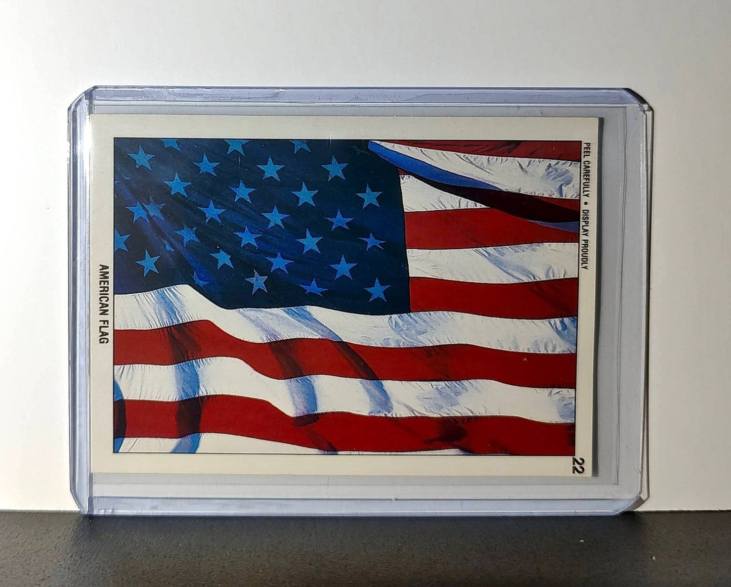American Flag 1991 Topps Desert Storm #22 Sticker Card