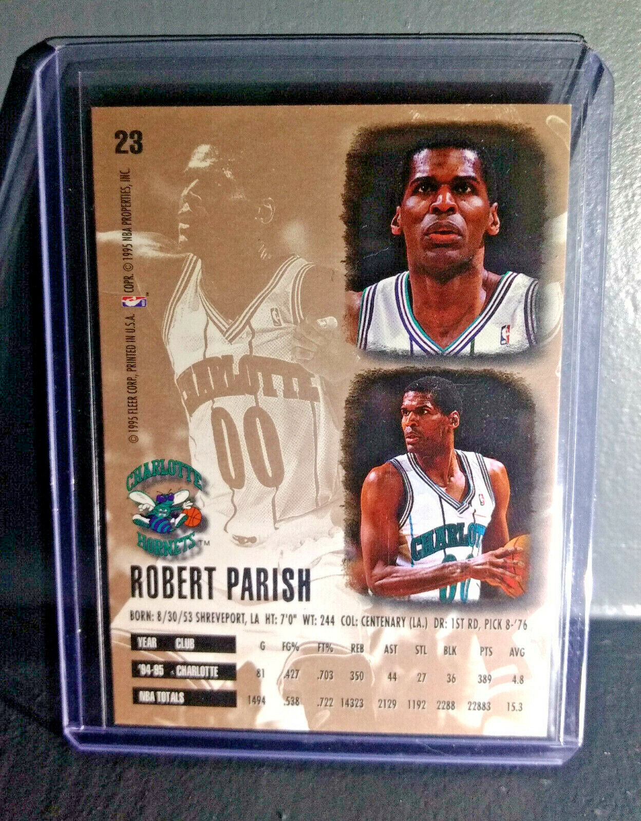 1995-96 Robert Parish Fleer Ultra #23 Basketball Card