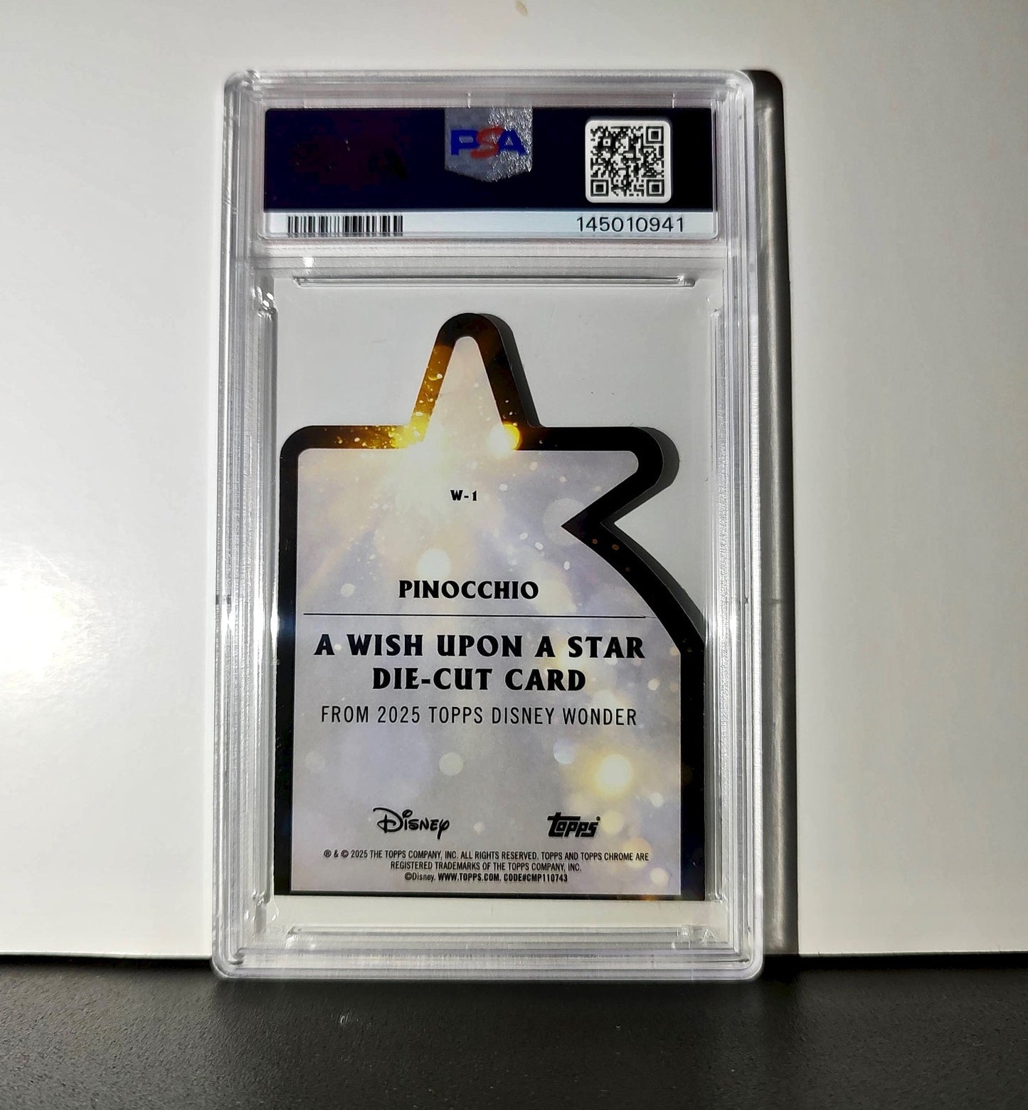 Pinocchio 2025 Topps Chrome Disney #W-1 Wish Upon A Star Die Cut Pinocchio PSA 8