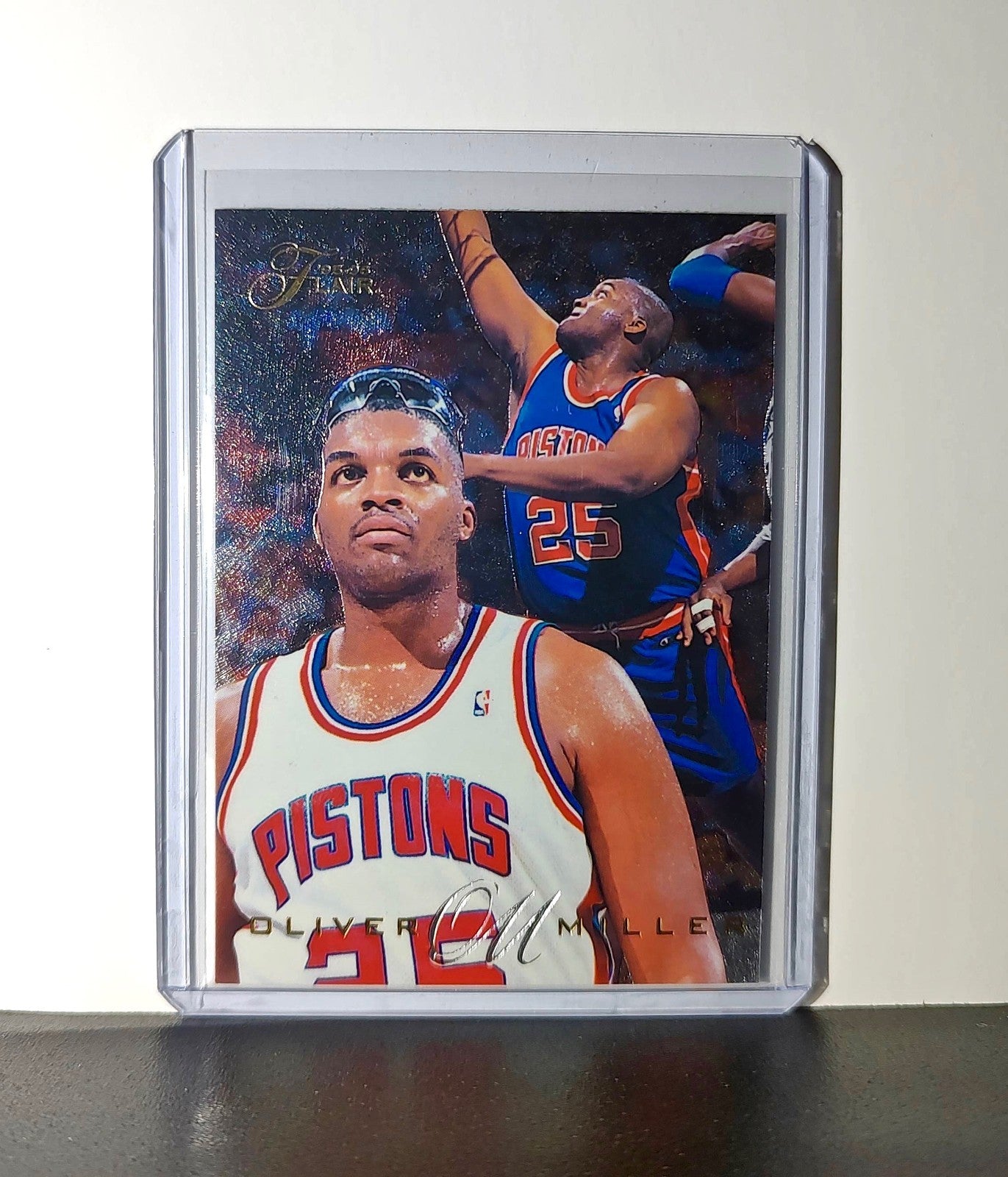 Oliver Miller 1995-96 Flair NBA #133 Card Toronto Raptors