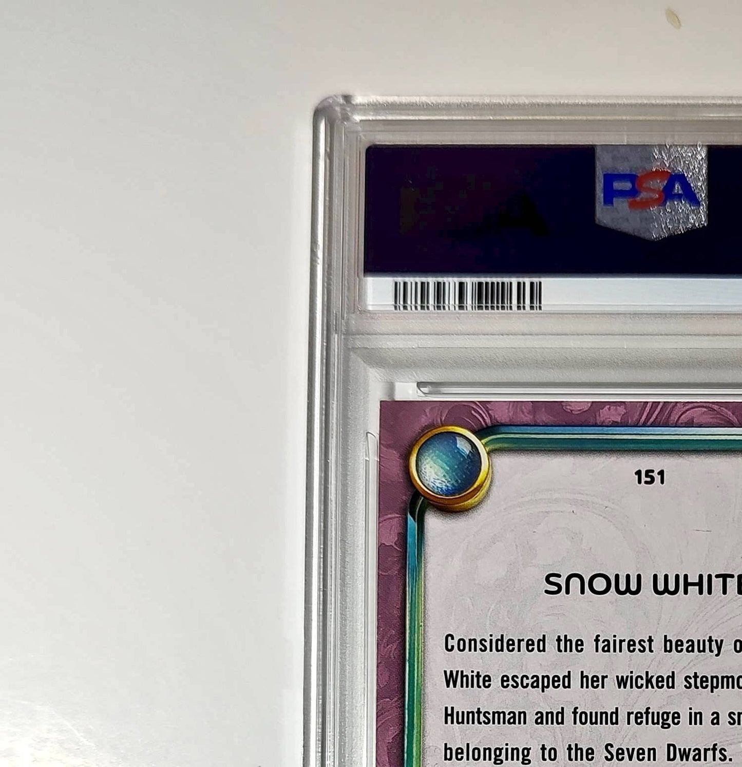 Snow White  2025 Topps Disney Cartoon Princess #151 Card PSA 8