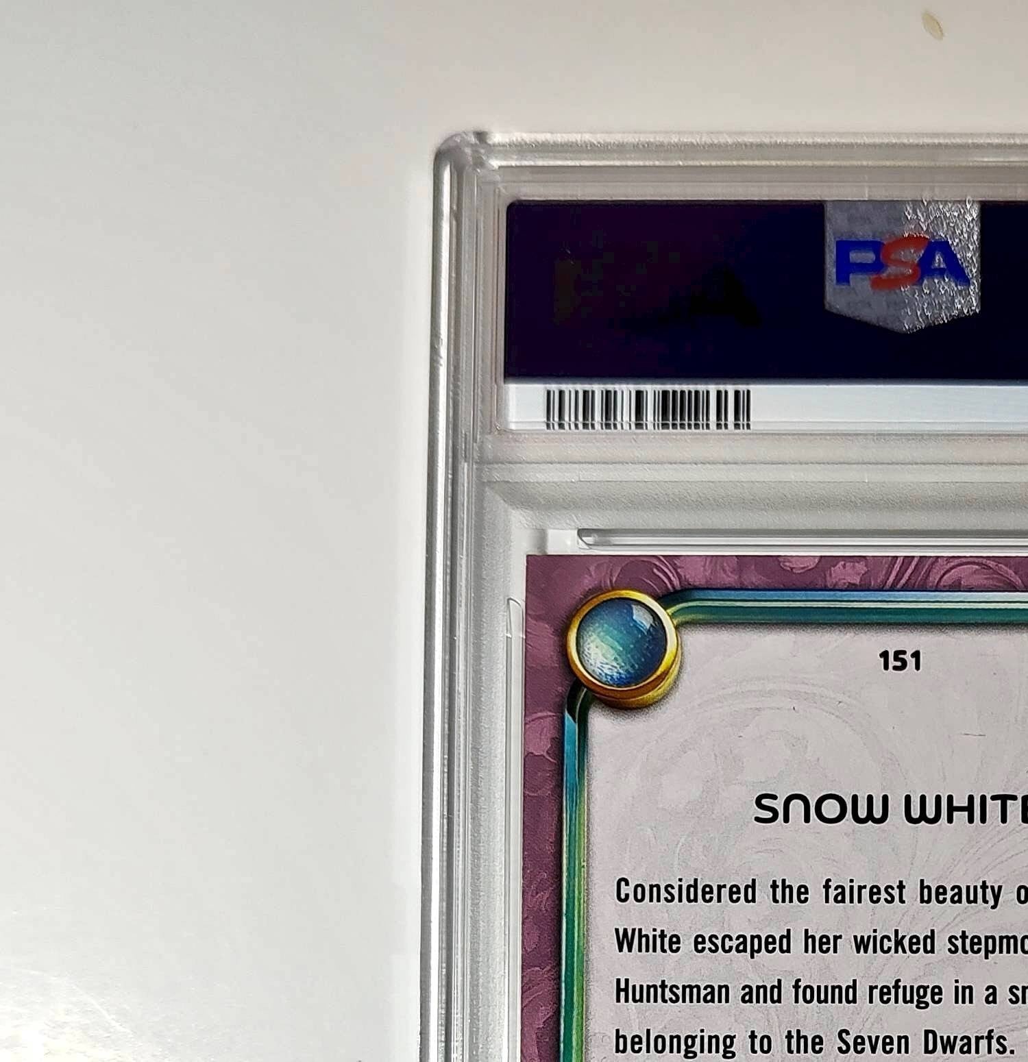 Snow White  2025 Topps Disney Cartoon Princess #151 Card PSA 8
