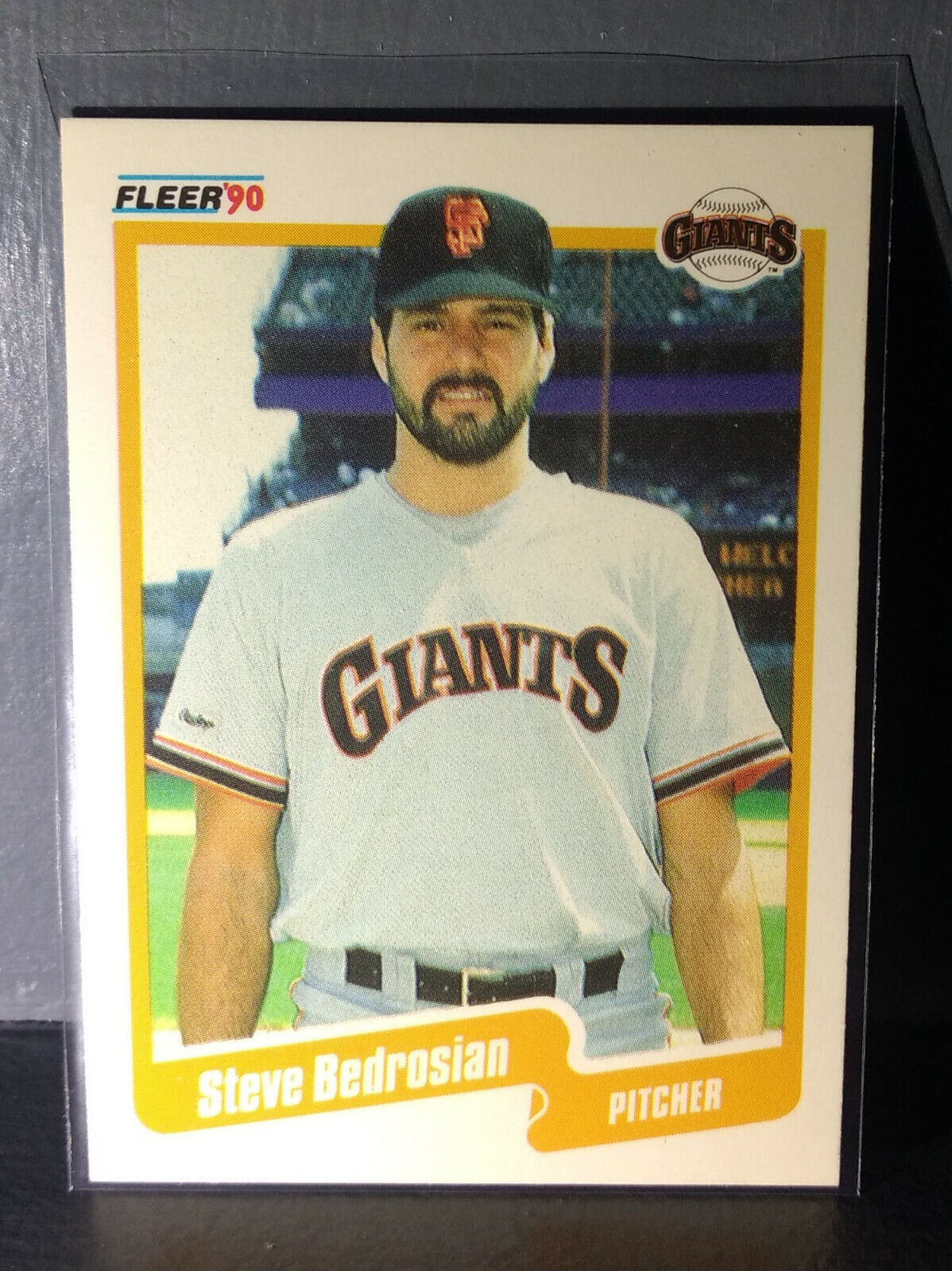 1990 Steve Bedrosian Fleer Baseball Card #50