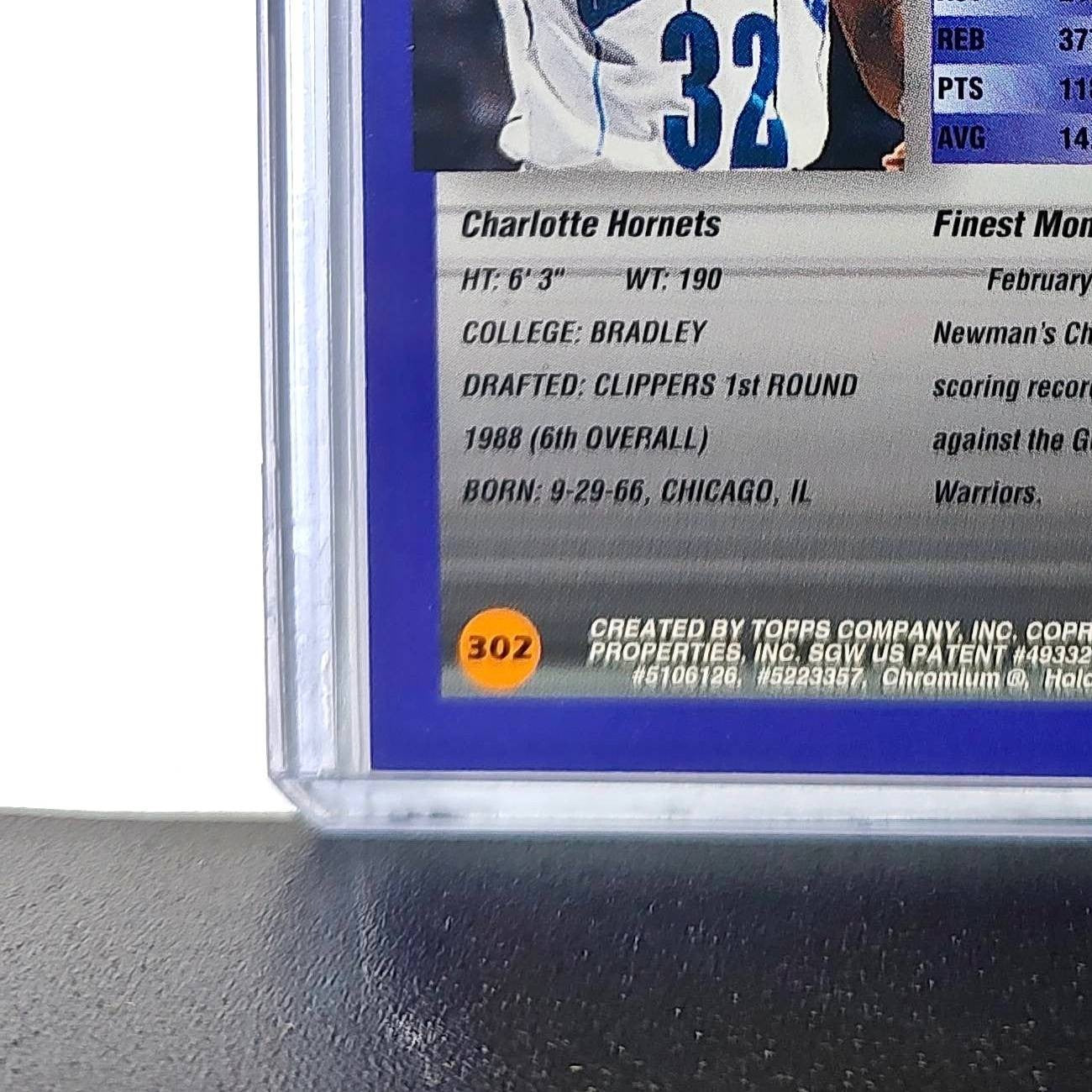 Hersey Hawkins 1994-95 Topps Finest #302 Basketball Card