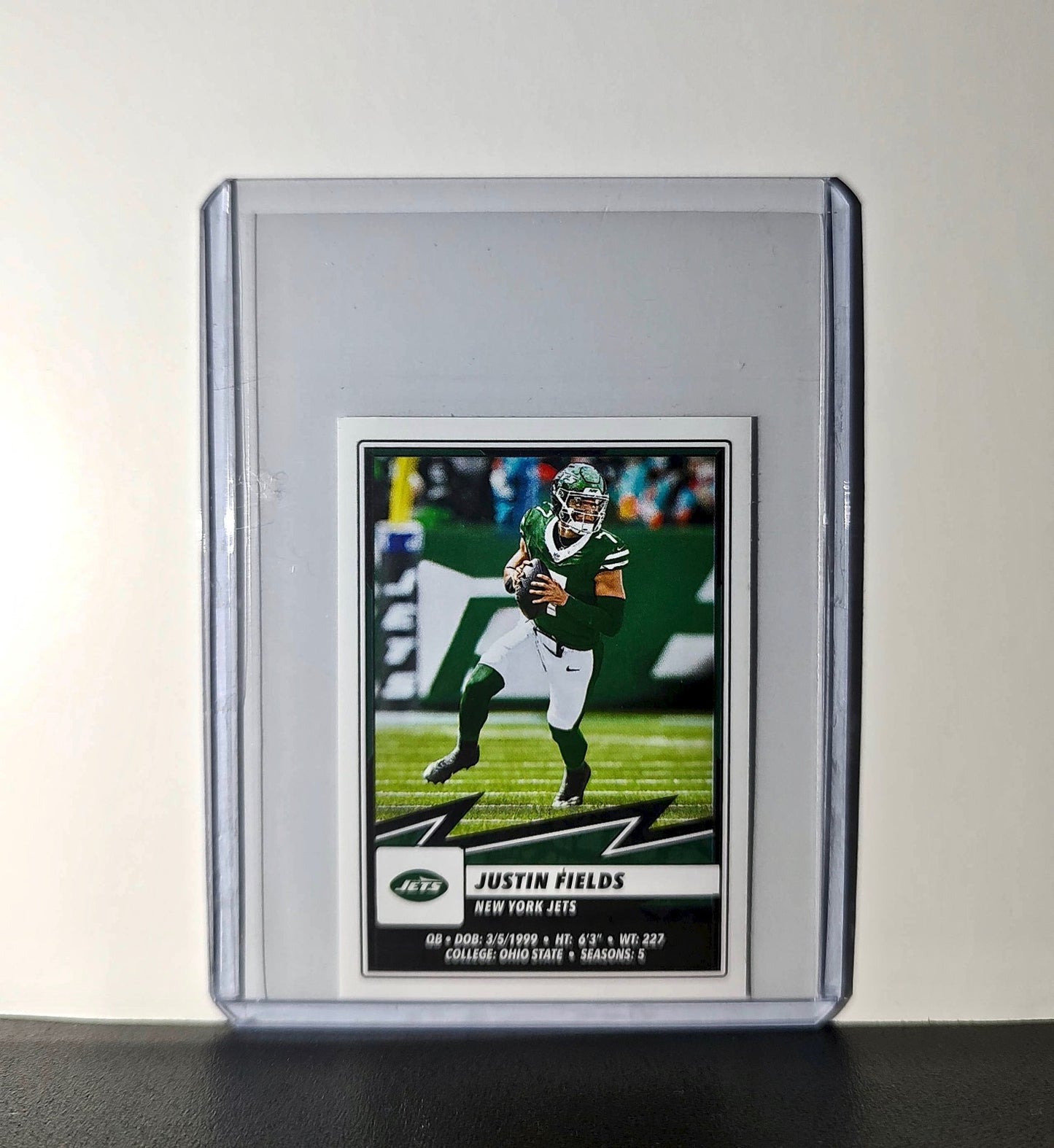 Justin Fields 2025 Panini NFL #88 Sticker New York Jets