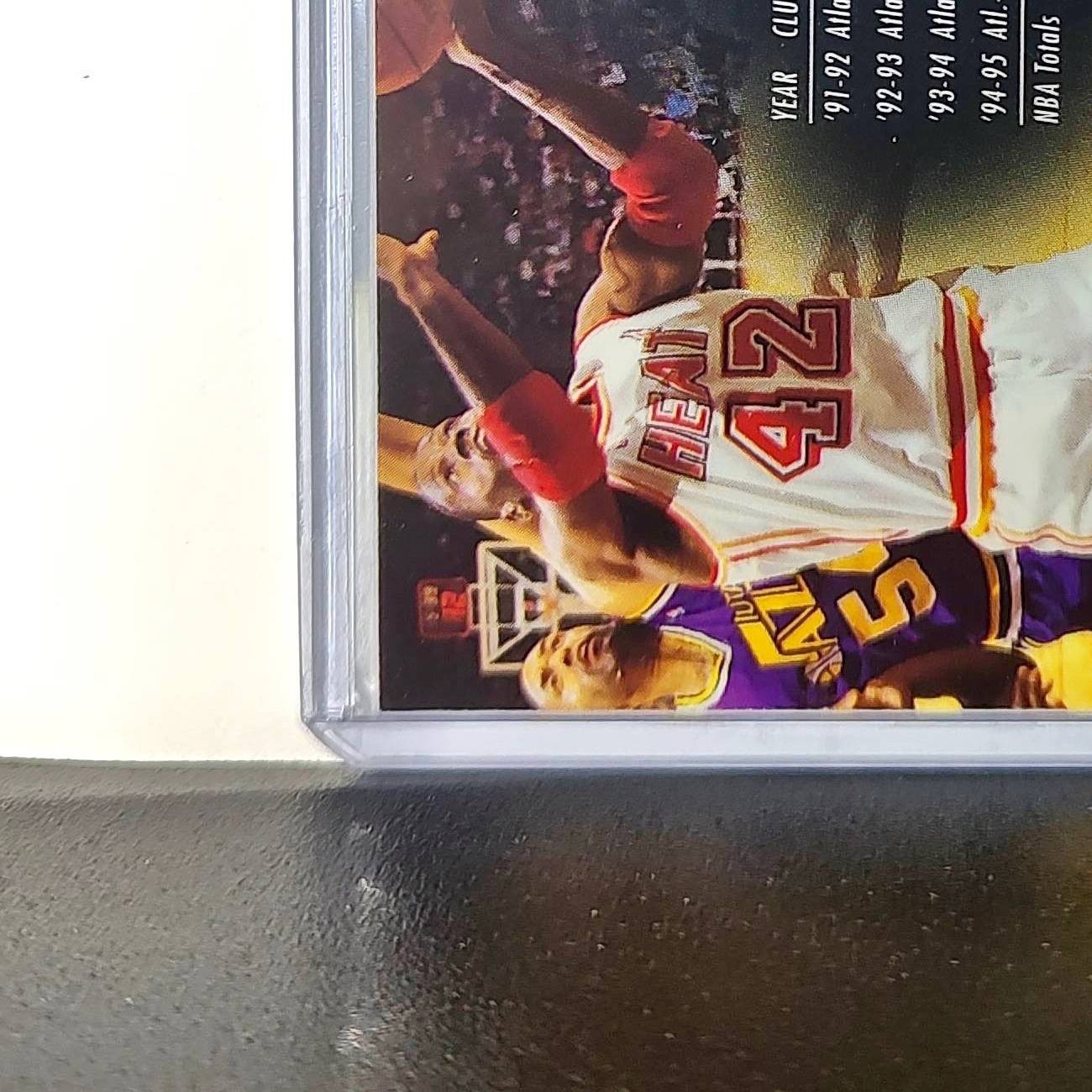 Kevin Willis 1995-96 Flair NBA #73 Card Miami Heat