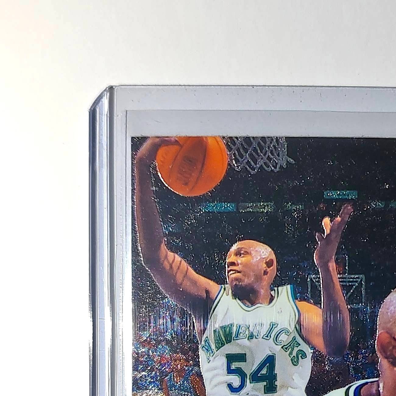 Popeye Jones 1995-96 Flair NBA #26 Card Dallas Mavericks