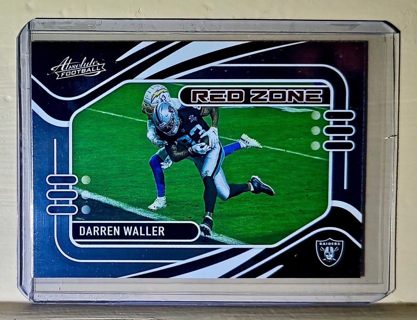 Darren Waller 2021 Panini NFL Absolute Red Zone #RZ16 Card Raiders