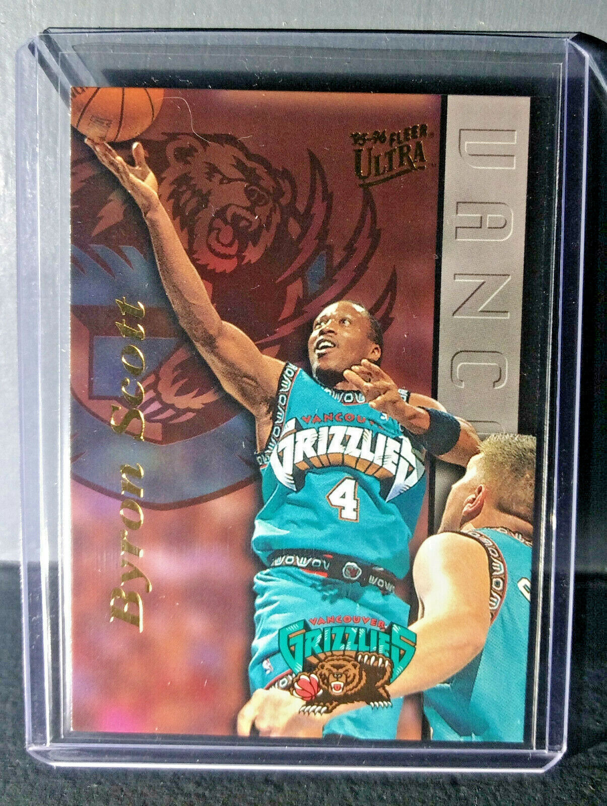 1995-96 Byron Scott Fleer Ultra #262 Grizzlies Expansion Team Basketball Card