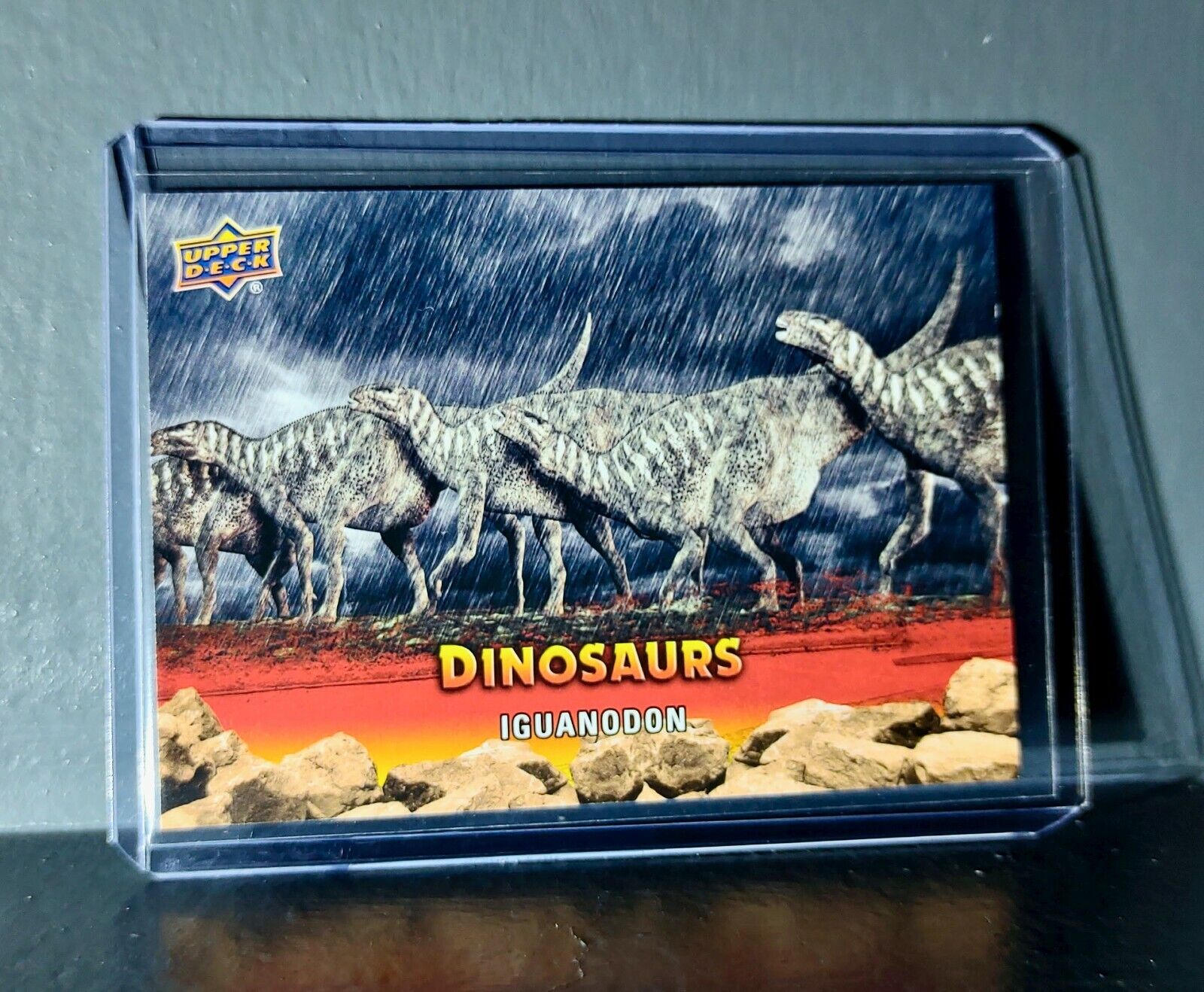 2015 Upper Deck Dinosaurs Iguanodon Extinction Red Parallel #7 Card