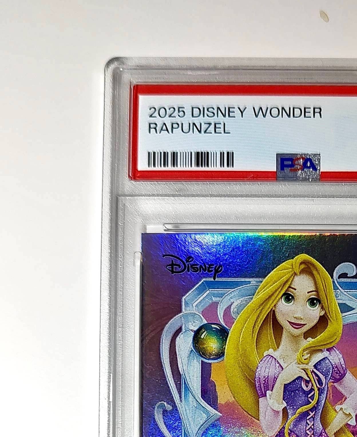 Rapunzel 2025 Topps Disney Cartoon Princess #160 Card Tangled PSA 8