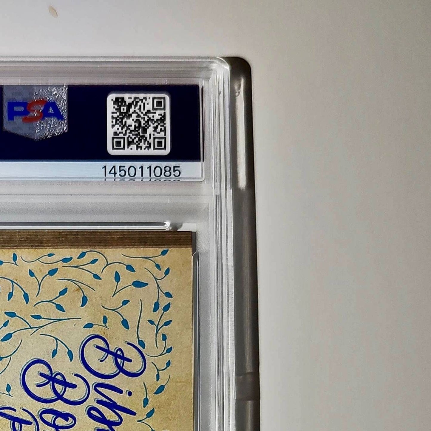 The animals work to create "Cinderelly's" dress 2025 Topps Disney #C75-10 PSA 9