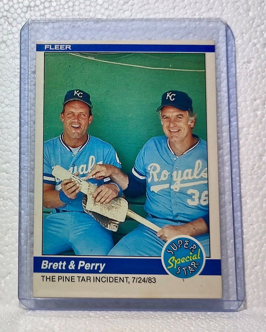 George Brett / Gaylord Perry 1983 Fleer MLB #638 Super Star Baseball Card Chiefs