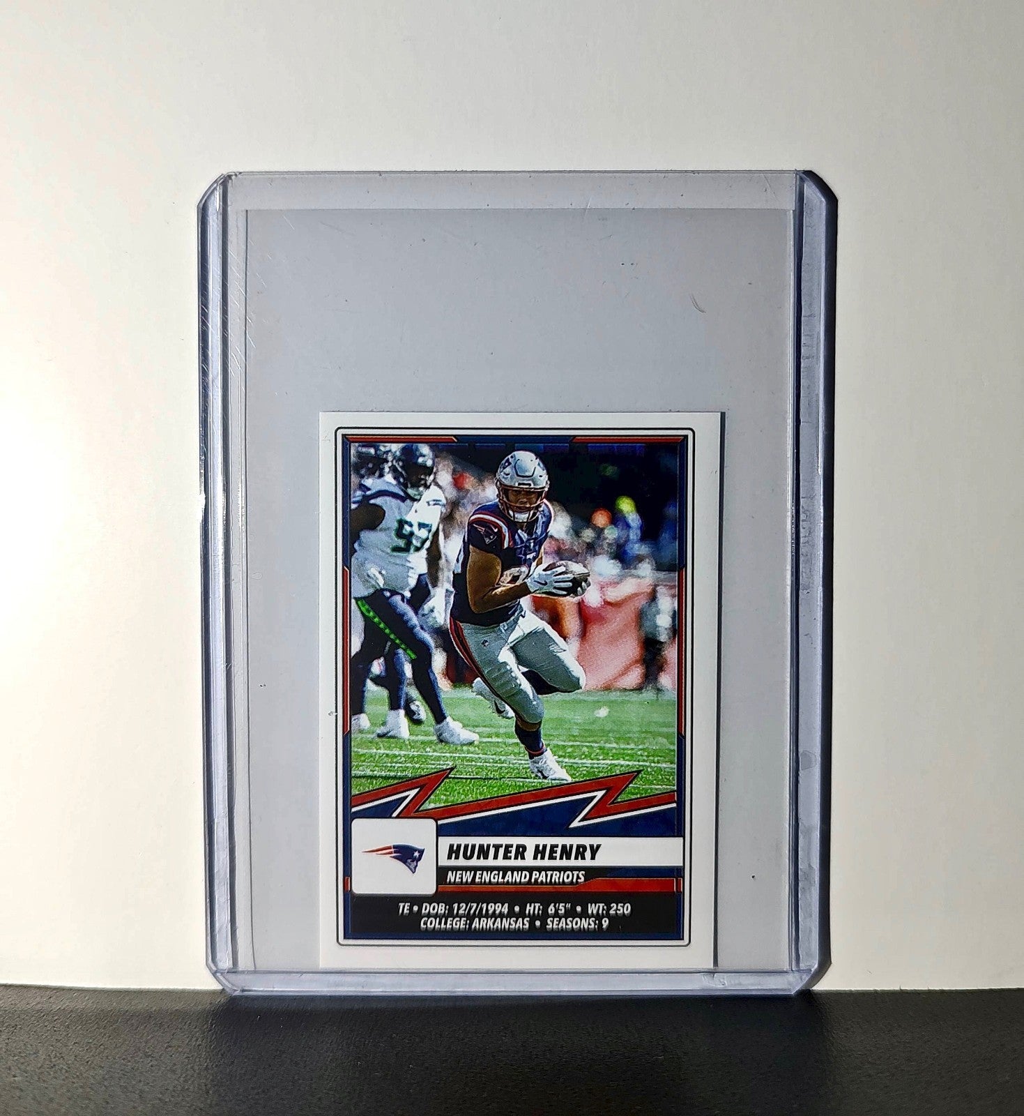 Hunter Henry 2025 Panini NFL #79 Sticker New England Patriots