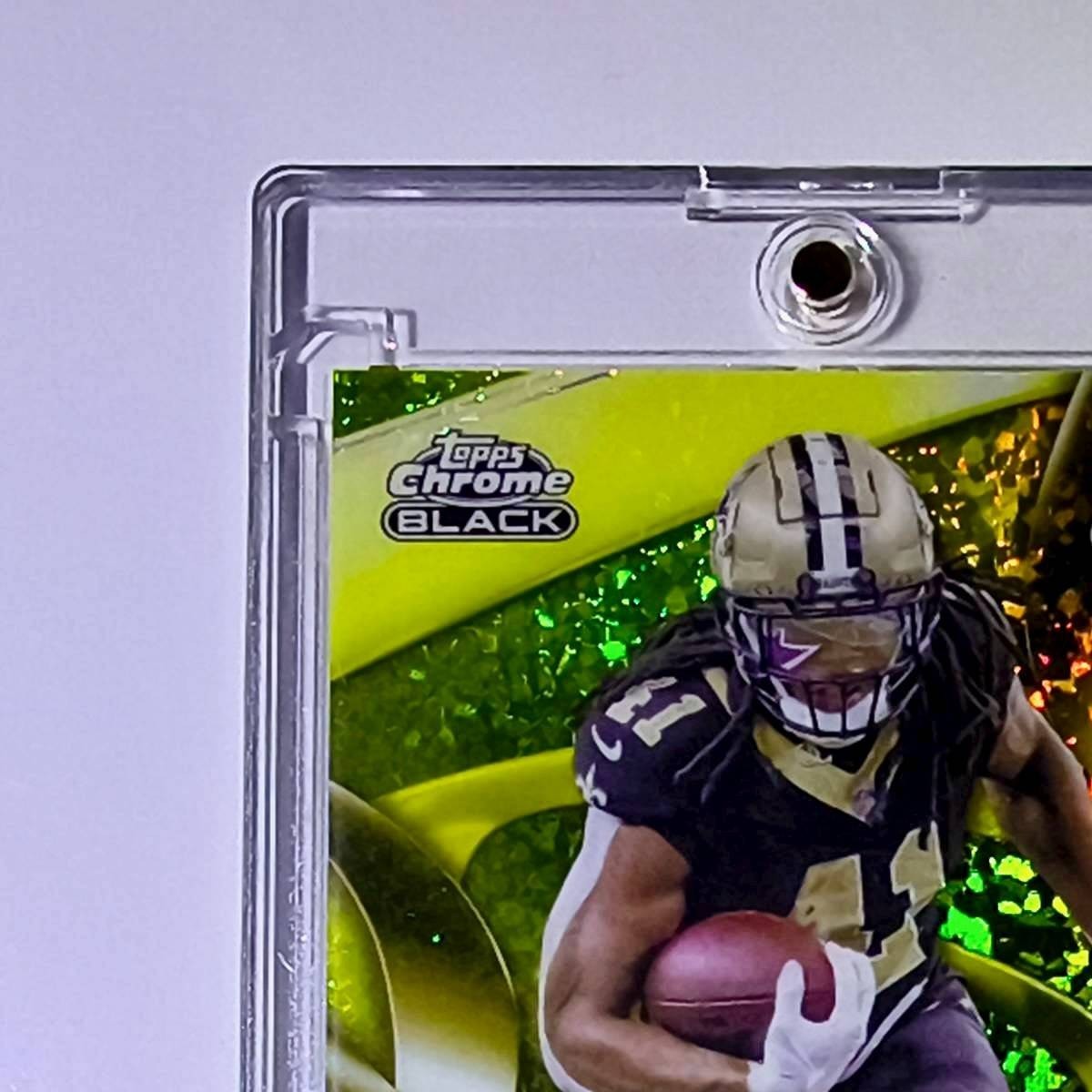 Alvin Kamara 2025 NFL Topps Chrome Black #71 Mini Diamond Gold Refractor 09/50