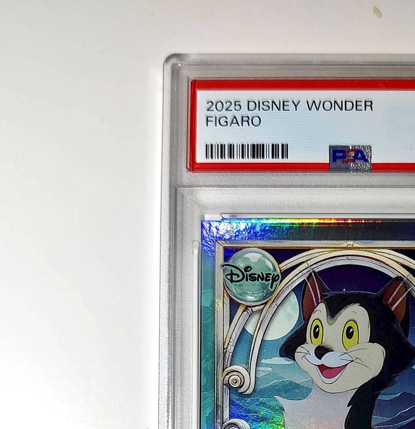 Figaro 2025 Topps Disney Wonder #109 Diamond Card Pinocchio PSA 8