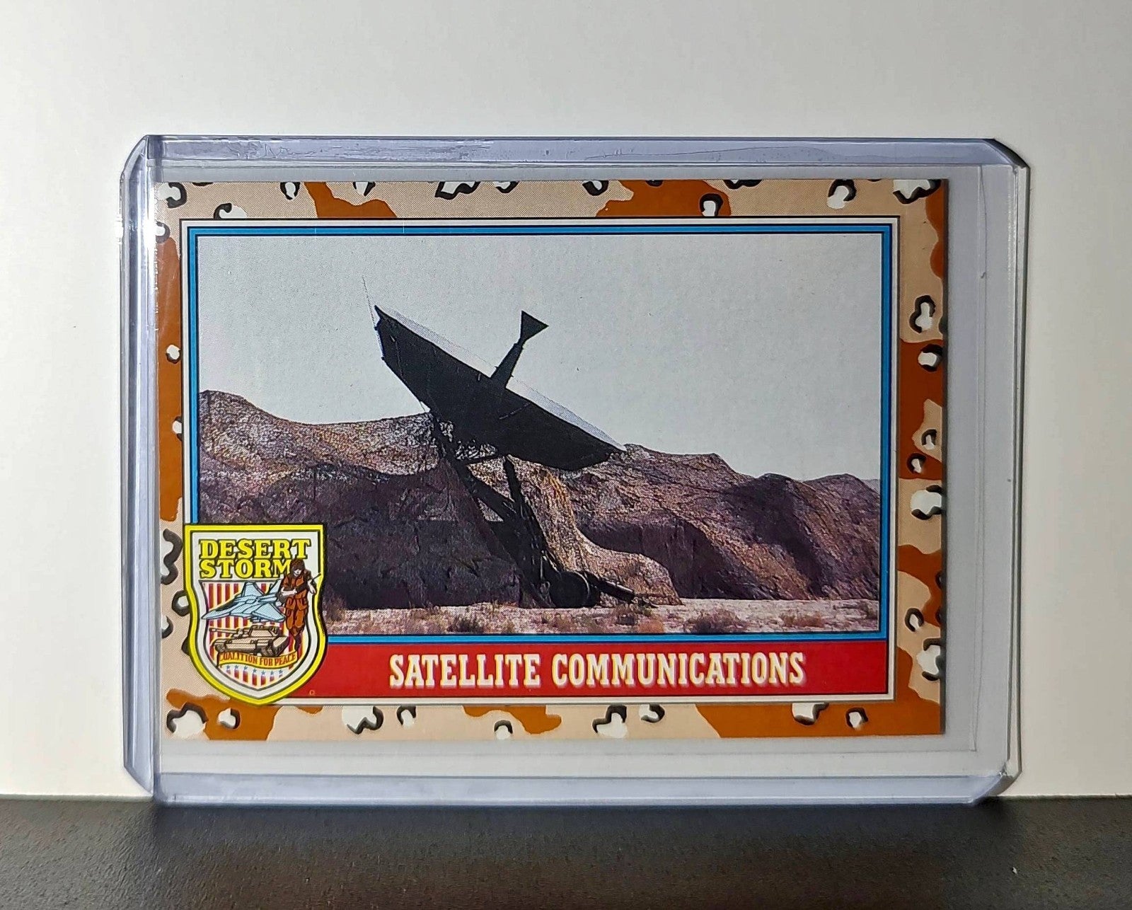 Satellite Communications 1991 Topps Desert Storm #173 Card