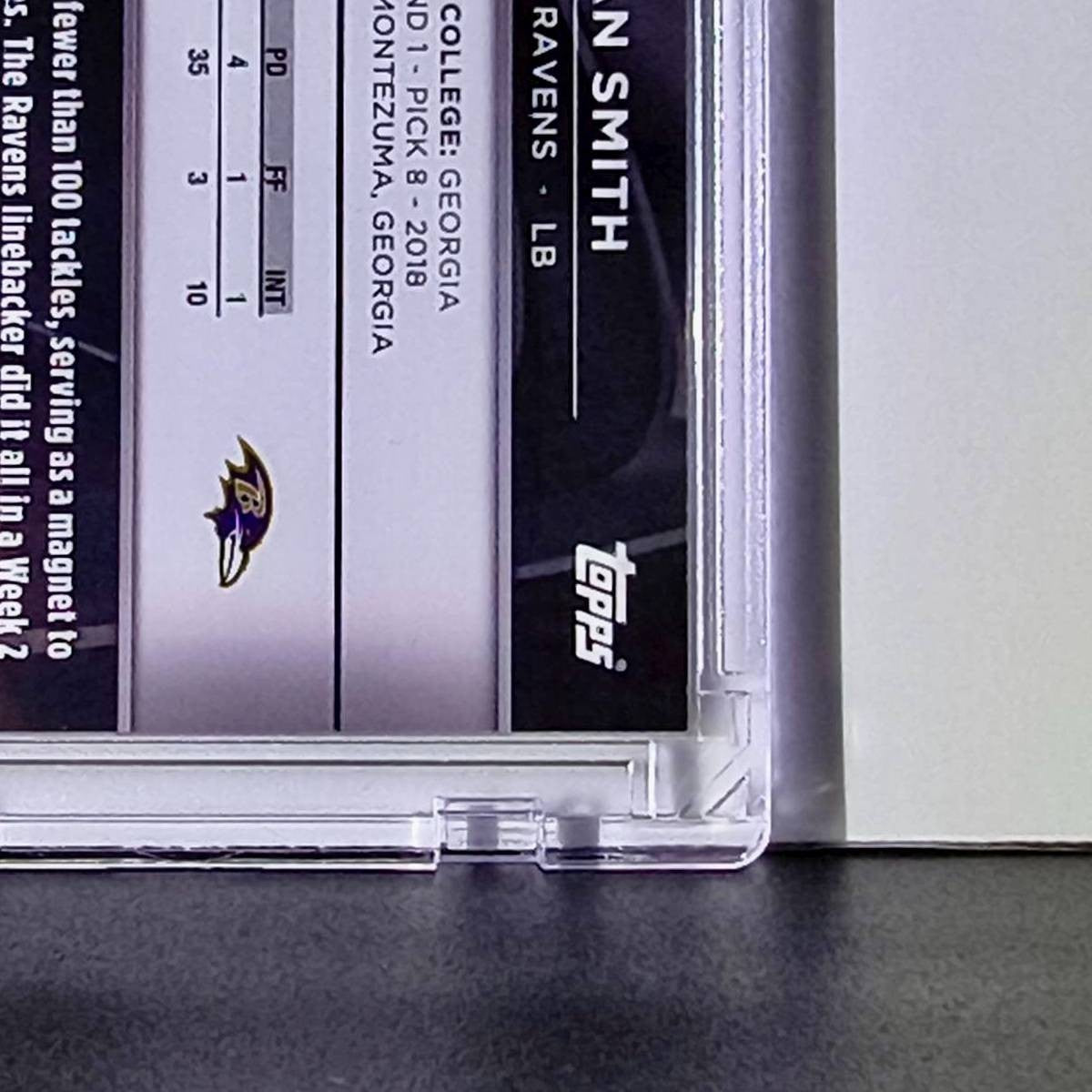 Roquan Smith 2025 NFL Topps Chrome Black #22 Green Refractor 22/99 Card Ravens