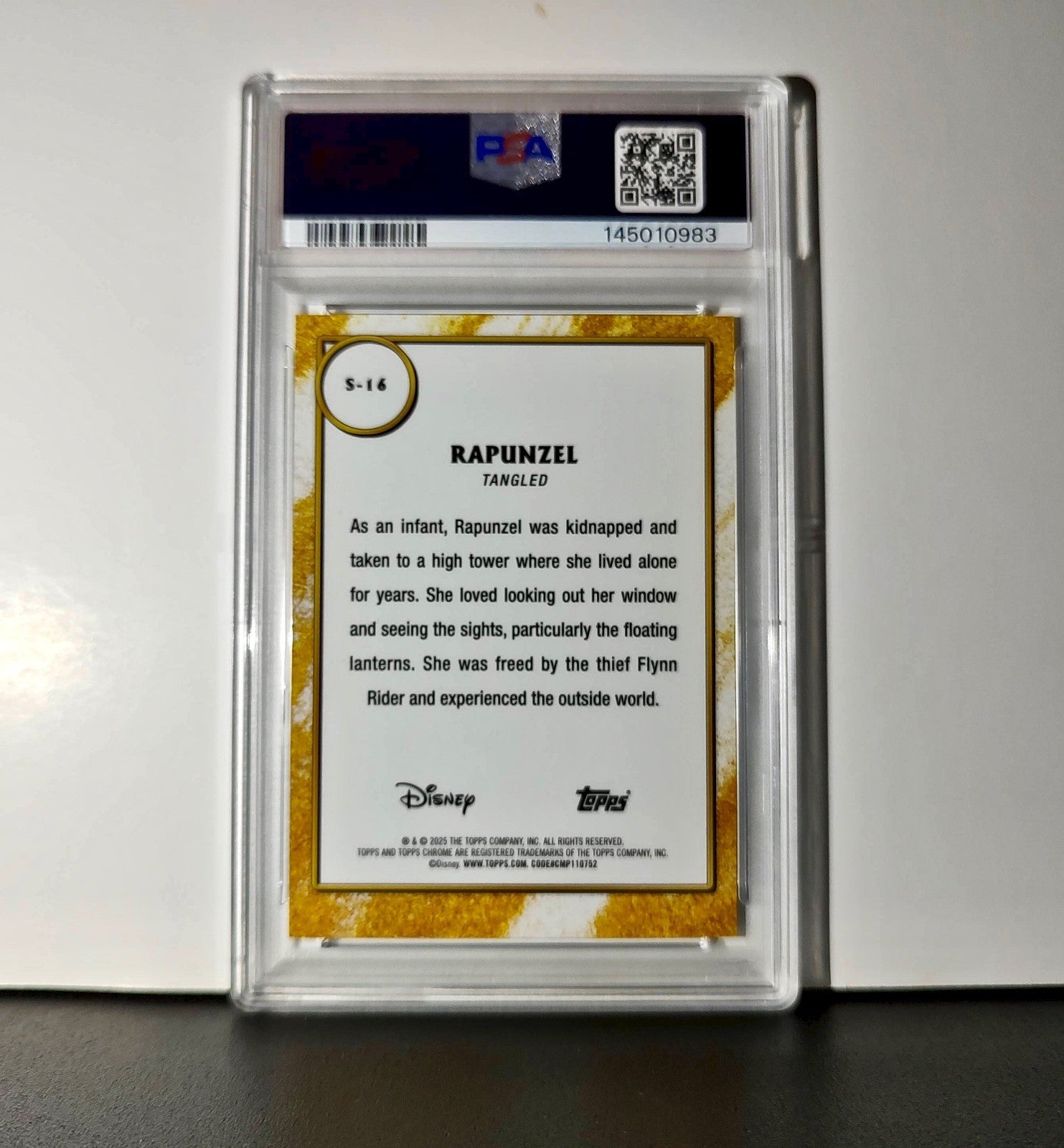 Rapunzel 2025 Topps Shiny Disney Wonder #S-16 Card Tangled PSA 9
