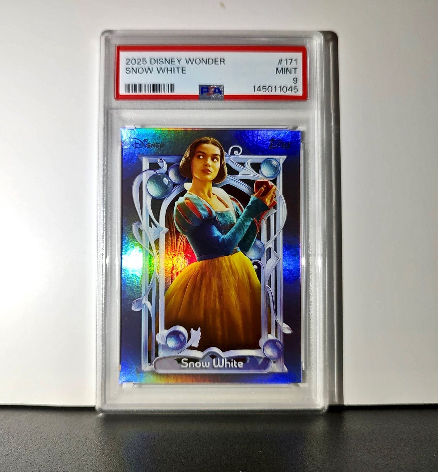 Snow White  2025 Topps Disney Cartoon Princess #171 Card PSA 9