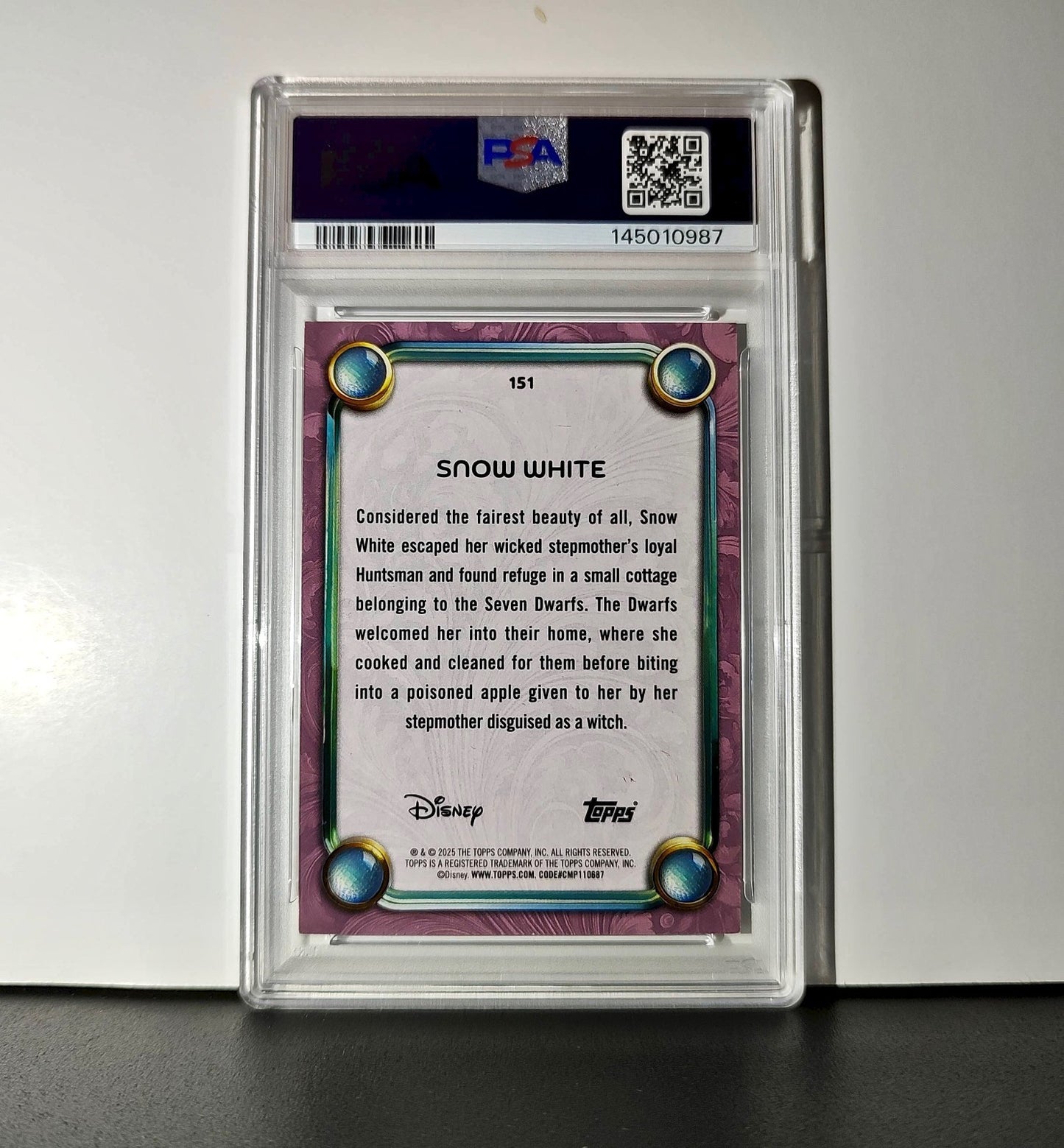 Snow White  2025 Topps Disney Cartoon Princess #151 Card PSA 8