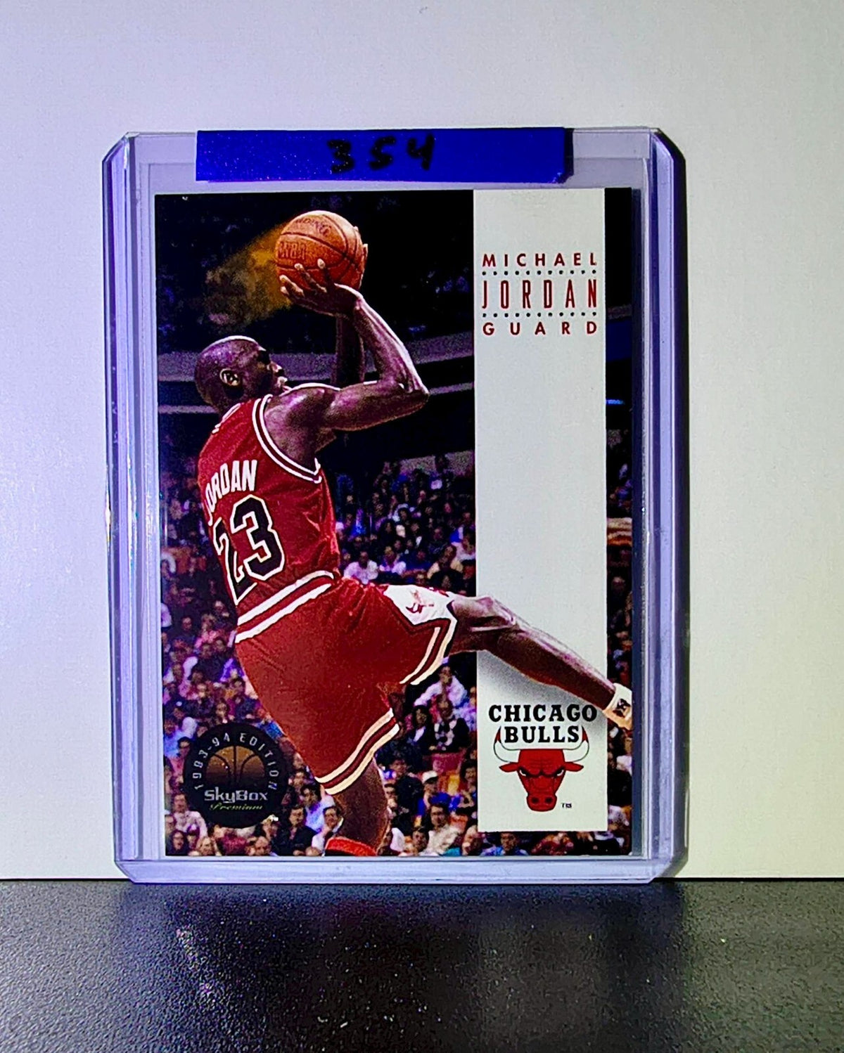 Michael Jordan 1993-94 Skybox #45 Basketball Card Chicago Bulls