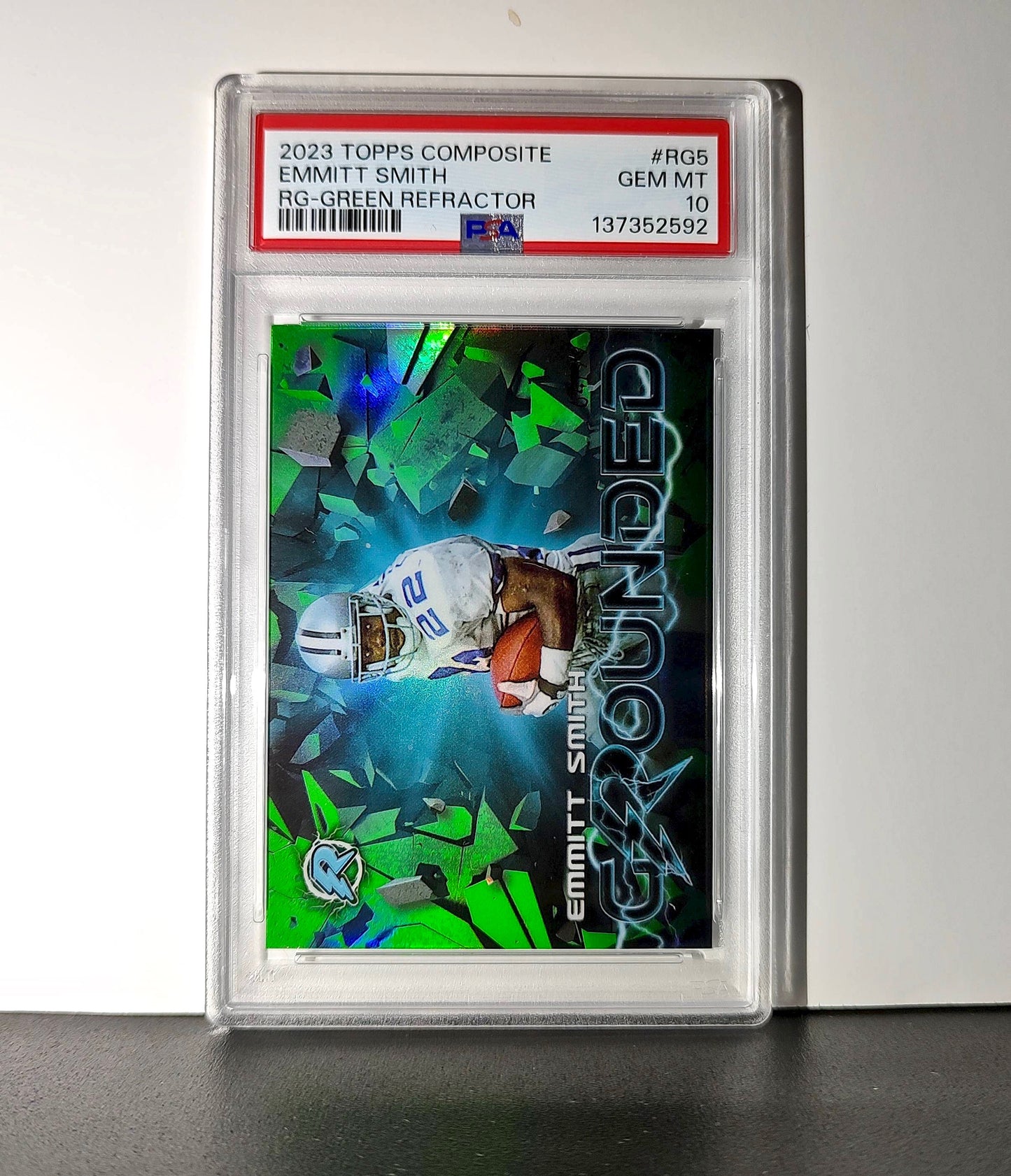 Emmitt Smith 2023 Topps Resurgence Grounded 64/99 #RG-5 Green Refractor PSA 10